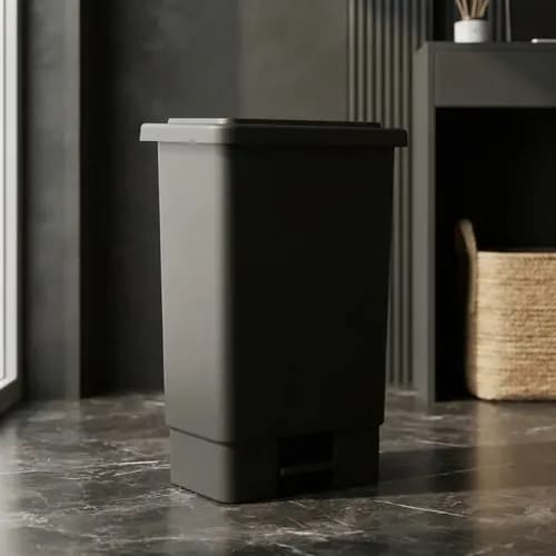 Lixeira Retangular 25l Com Pedal Preto Larplasticos